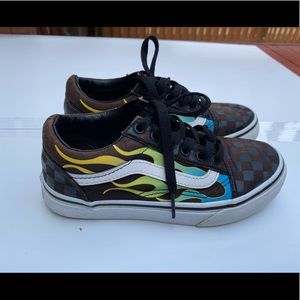 VANS Kid’s  721454 Low Top Skateboard Shoes Sneaker Kid’s Size 2.5